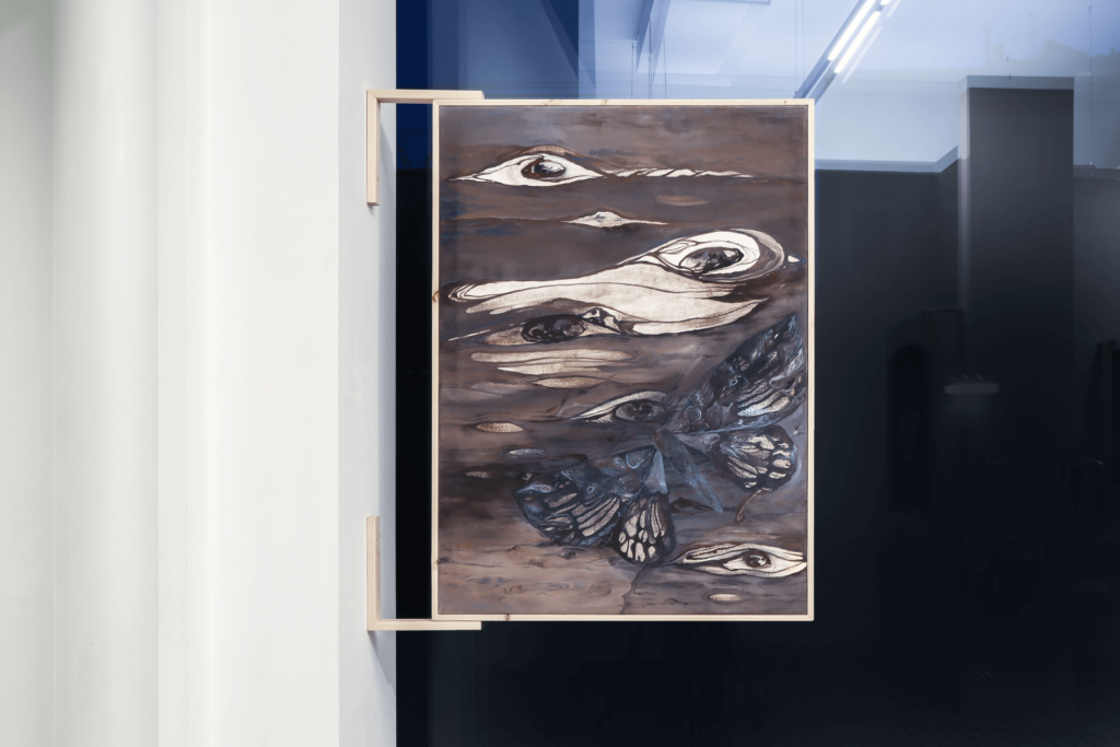 Alessandra La Marca: "Biston Betularia" artwork. Birch trees give up their sight to save Biston Betularia, moth forced
